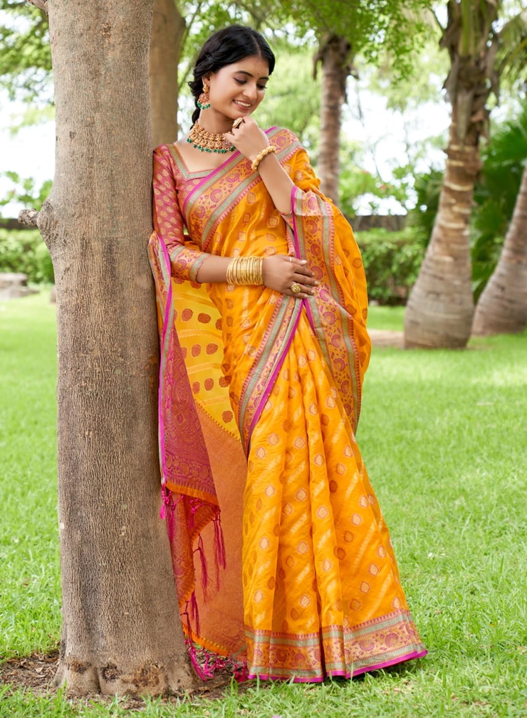 SGF11 Women's Organza Kanjivaram Pure Soft Silk Handloom Saree Pure Golden Zari With Blouse Piece