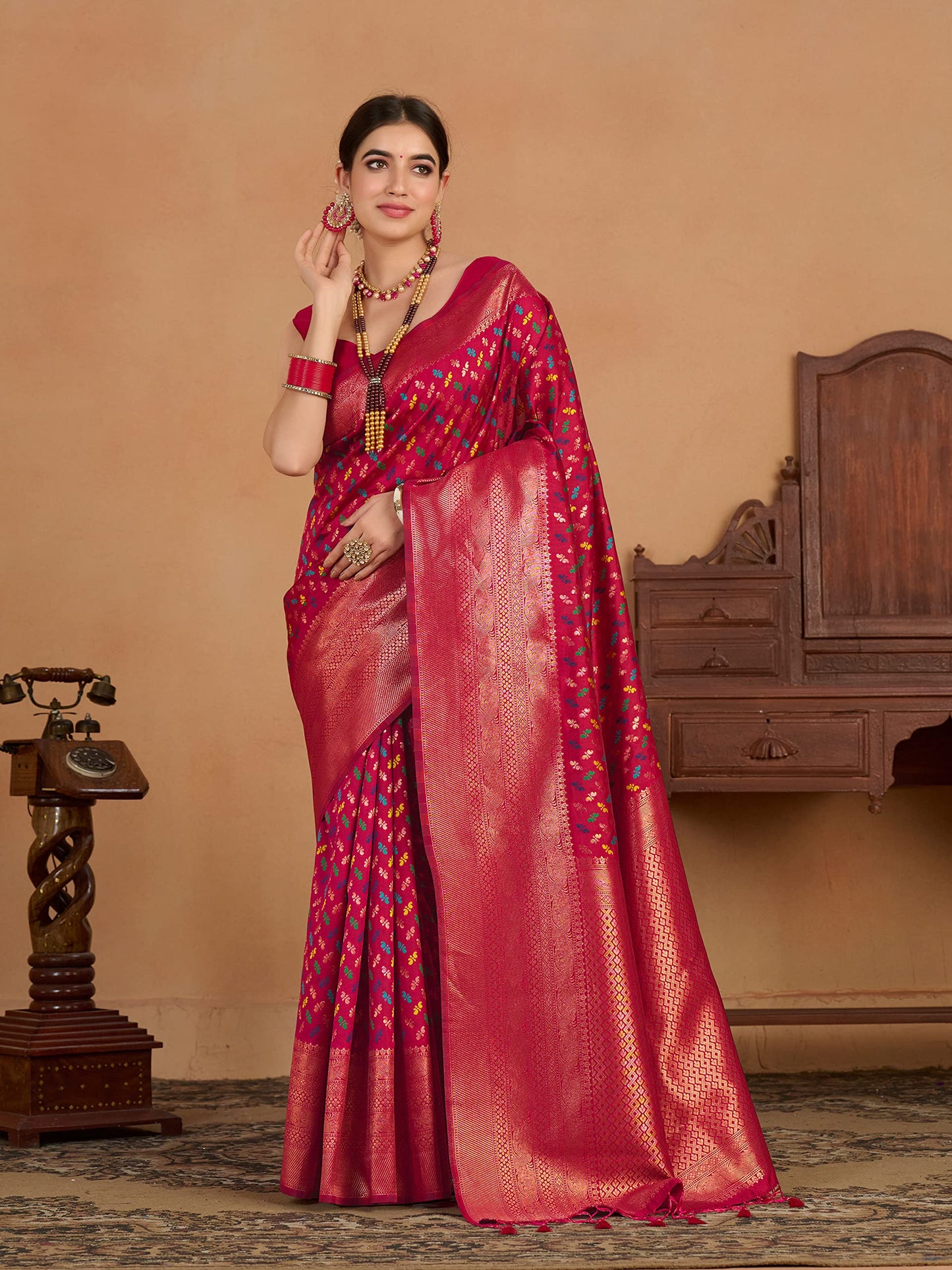 MIMOSA Women's Woven Design Kanjivaram Style Art Silk Saree With Blouse Piece : SSA0000908