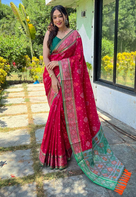 Pink Rangeen Ikat Patola Silk Woven Saree