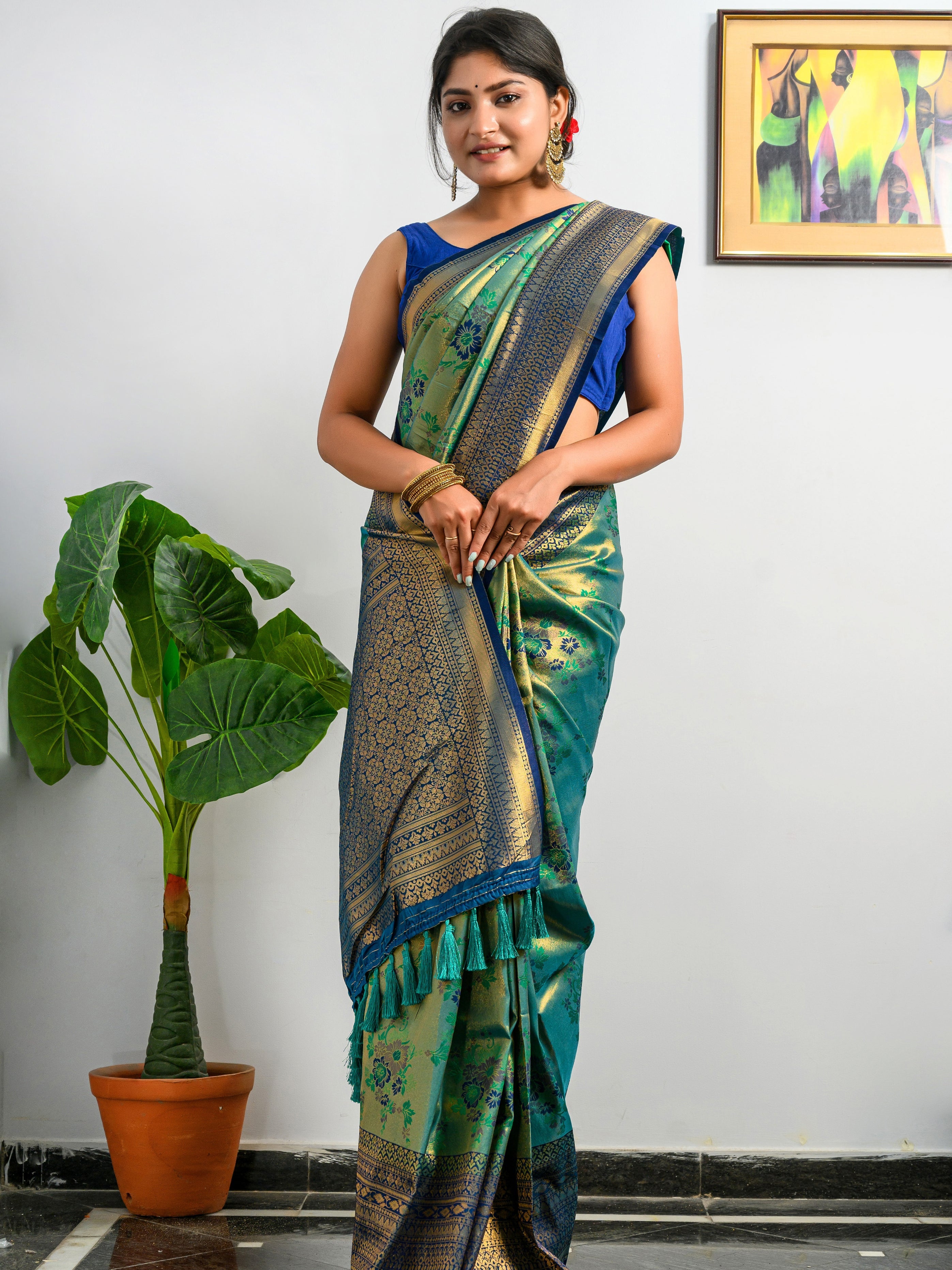 Pure Kanjeevaram Meenakari Woven Saree Hazel Green Saris & Lehengas